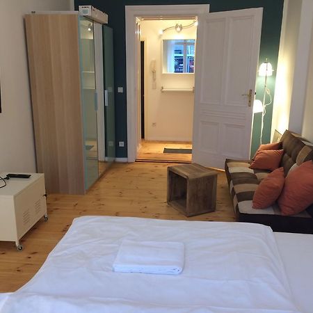 Lodge Berlin - Apartment Екстер'єр фото